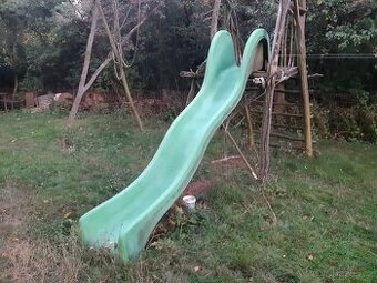 solidní dětská skluzavka dlouhá