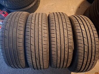 215/65/17 Falken Letní 7 mm a 6,5 mm