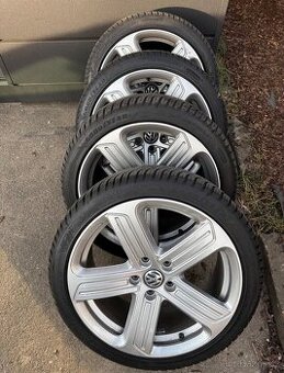VW Golf GTI R18 Cadiz + téměř nové pneu Goodyear 225/40 R18