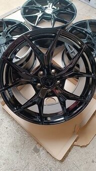 R18 5x112 mm ALU disky KESKIN