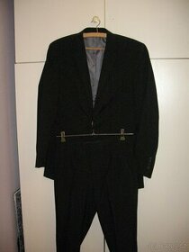 Pánský černý oblek vel. 48
