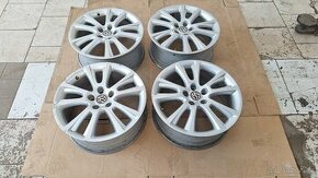 Alu kola Škoda 18" 5x112 7,5J ET51 Golf5