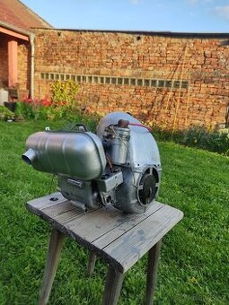 Motor Manet Tatran 125