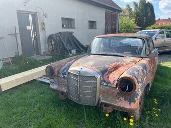 Mercedes Benz W110