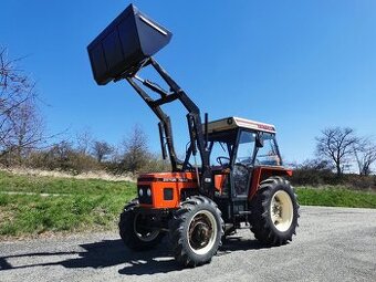 ZETOR 7245 S ČELNÍM NAKLADAČEM A SPZ