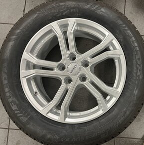Toyota RAV 4 alu 7x17 5x114,3 pneu 225/65/17 106H