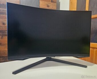 Herní monitor 27" 240Hz