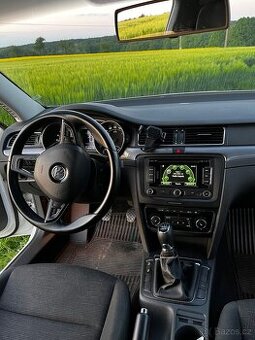 Skoda Superb Combi 2.0 TDI - výborný stav, spolehlivý vủz