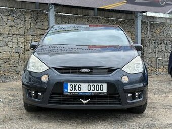 Ford S-MAX 2.0 TDCi 103 kW, 7 míst, výborný stav