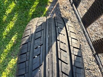1ks Pneu 205/50 R17