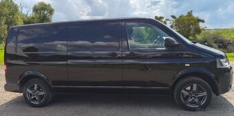 Volkswagen Transporter T5.1 2.0 TDI 132 kW 4Motion, 8 míst,