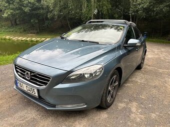 Volvo V40 1.6 nafta 2013