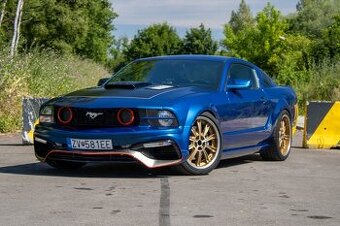 Ford Mustang GT 4.6 V8 Kompresor Saleen