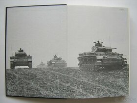 STALINGRAD - ANATOMIE BITVY - JANUSZ PIEKALKIEWICZ