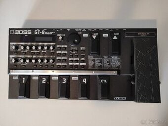 Kytarový procesor BOSS GT-8