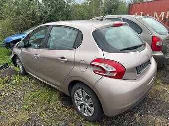 Díly z vozu Peugeot 208