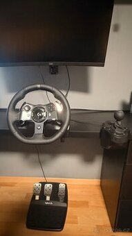 Herní volant logitech g27