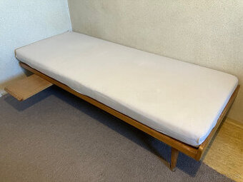 Postel včetně matrace 80x200cm