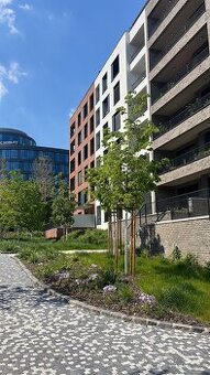 Pronájem garáže, Vladimíra Kobranova, Praha 5 – Jinonice - 1