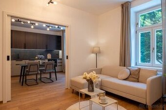 LINANÄS - 3místná pohovka, s lenoškou/Vissle béžová - IKEA