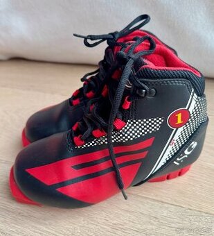 Boty na běžky vel. 34