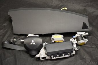 Mitsubishi palubní deska airbag bezpečnostní pás