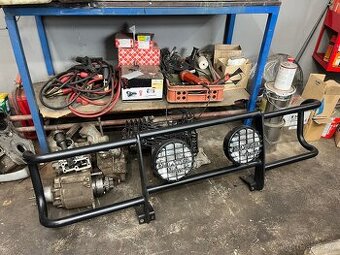 Bullbar s přídavnými světly Maxtel