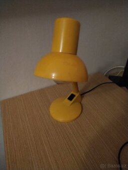 stolní lampa