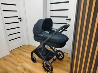 ZÁNOVNÍ - CYBEX Balios S Lux - Black Moon - 2025