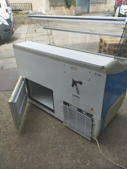 Zmrzlinová vitrína Framec J7