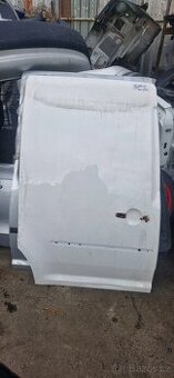 Prave zadni dvere vw caddy 2k soupacky bocni
