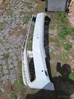 Predni naraznik VW Passat 8