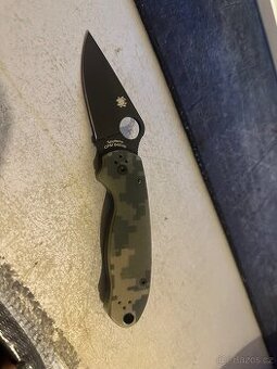 Spyderco para 3