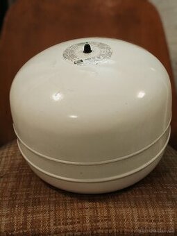 Expanzní nádoba 12L