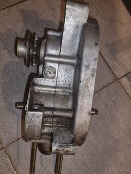 Polomotor babetta 210
