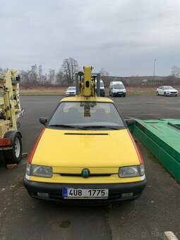 Autoplošina Rarita