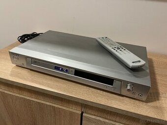 Přehrávač SONY - 1