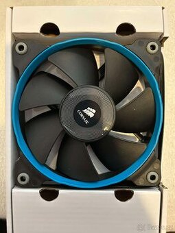 3x Corsair Air Series SP120 High Performance Edition
