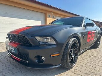 Ford Mustang Shelby GT 500 V8 SVT