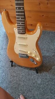 kytara Fender