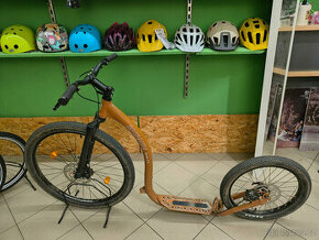 Koloběžka Kickbike Cross Fix - výprodej z půjčovny
