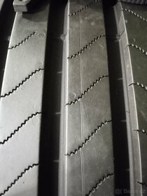 2ks zanovni letni 215/55/17 Bridgestone
