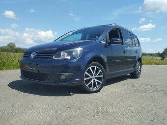 VOLKSWAGEN TOURAN 1,6TDI 77KW,AUTOMAT,KOMPLET ODSERVISOVÁNO.