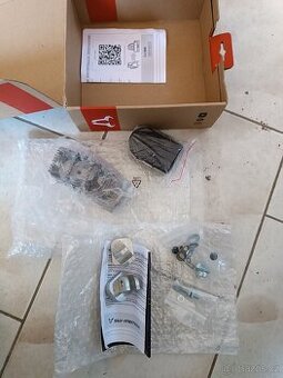 Stupačky kit Aprilia, BMW F800GT/R, Suzuki DL 650 (04-16)