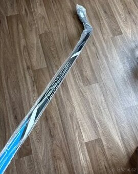 Hokejka Bauer Nexus E40 70 flex P28 záhyb