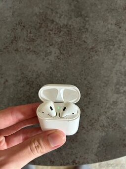 Apple airpods 2. Gen