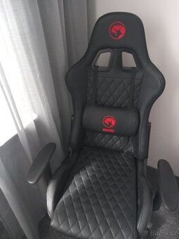 Luxusní kancelářské křeslo podsvícené
