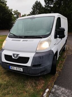 Peugeot Boxer 2.2 hdi 3 mistný 59999kč