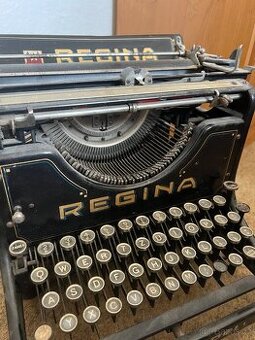 Historický psací stroj REGINA – Ink Model