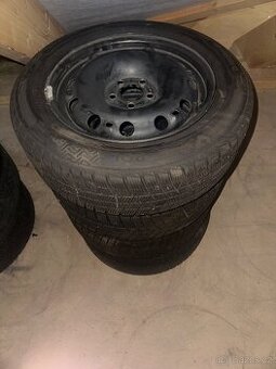 Prodám originální zimní sadu kol Škoda Rapid 15”